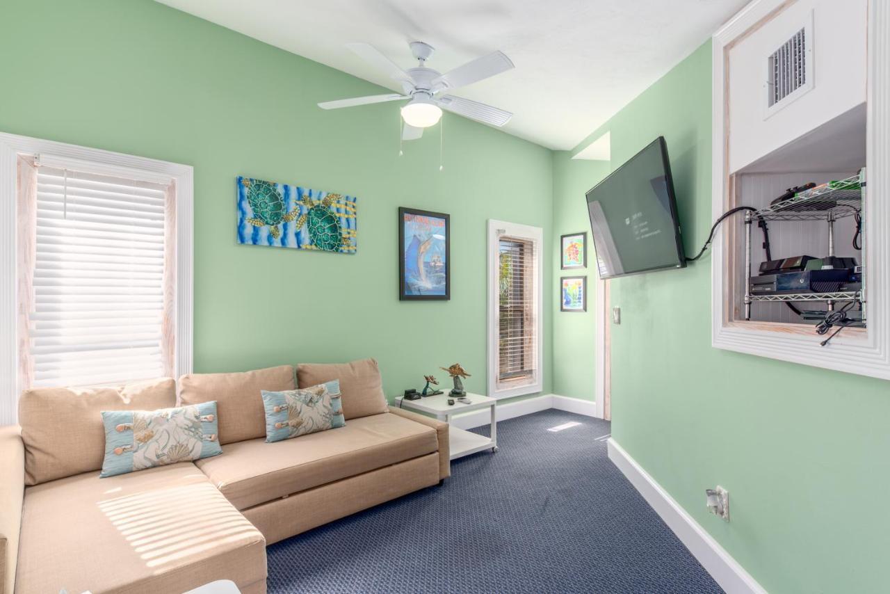 Family Tides Vila Stuart Exterior foto